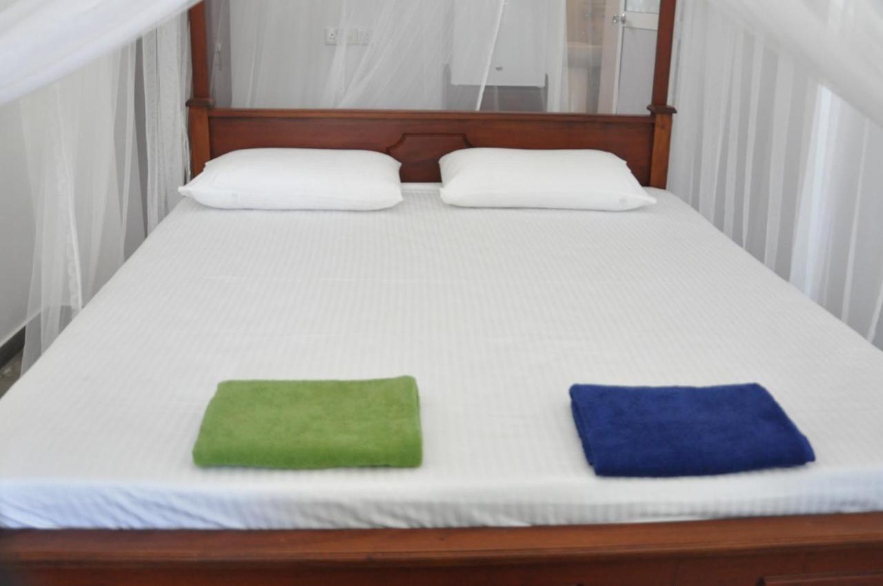 The Ocean Bed & Breakfast Unawatuna Luaran gambar