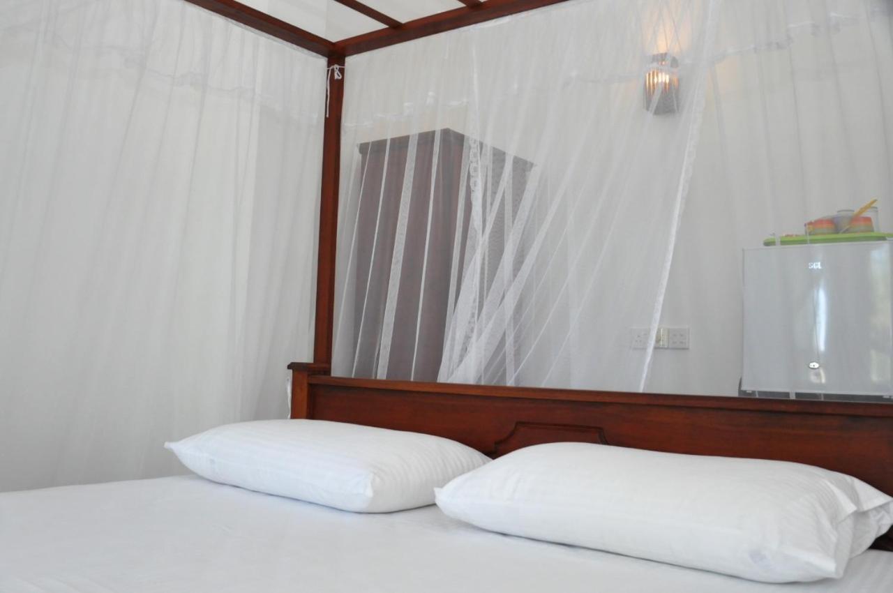 The Ocean Bed & Breakfast Unawatuna Luaran gambar
