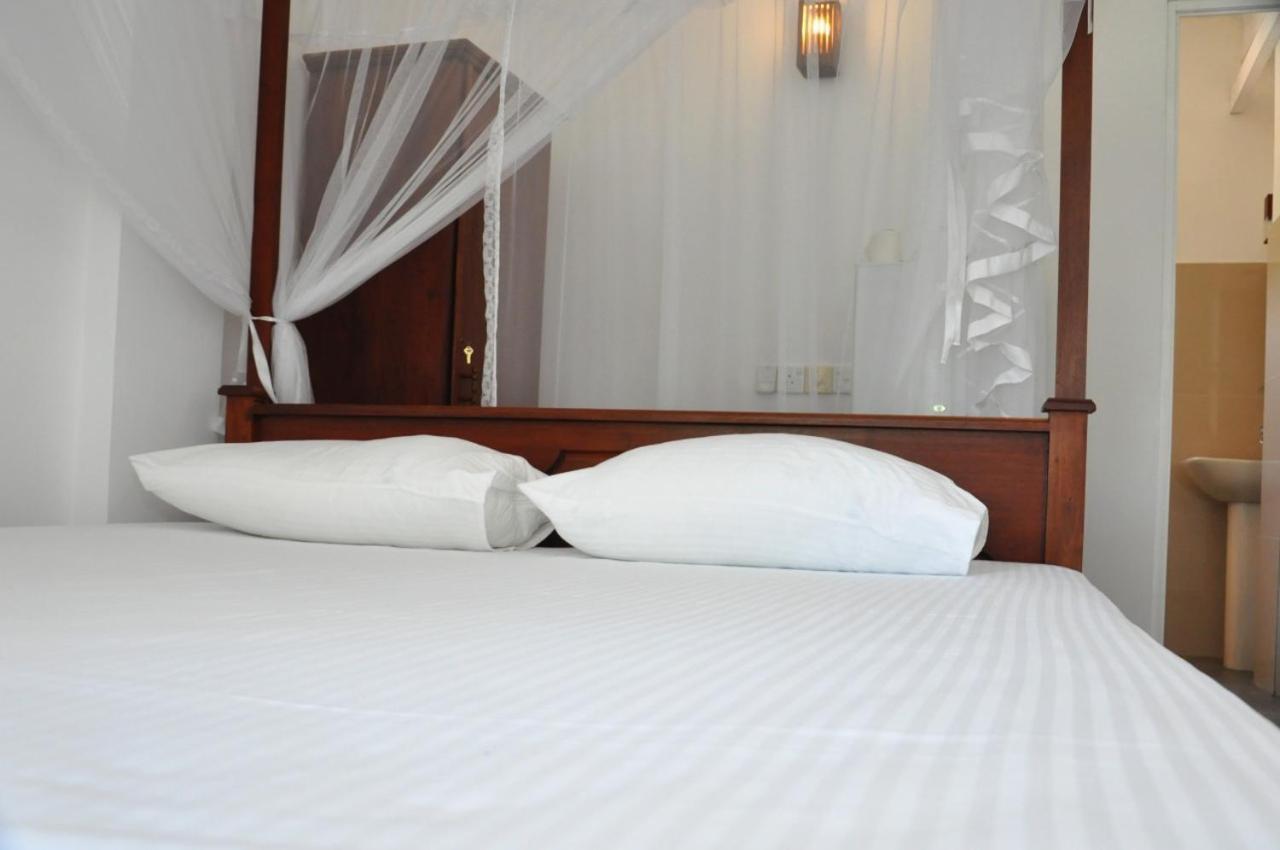 The Ocean Bed & Breakfast Unawatuna Luaran gambar