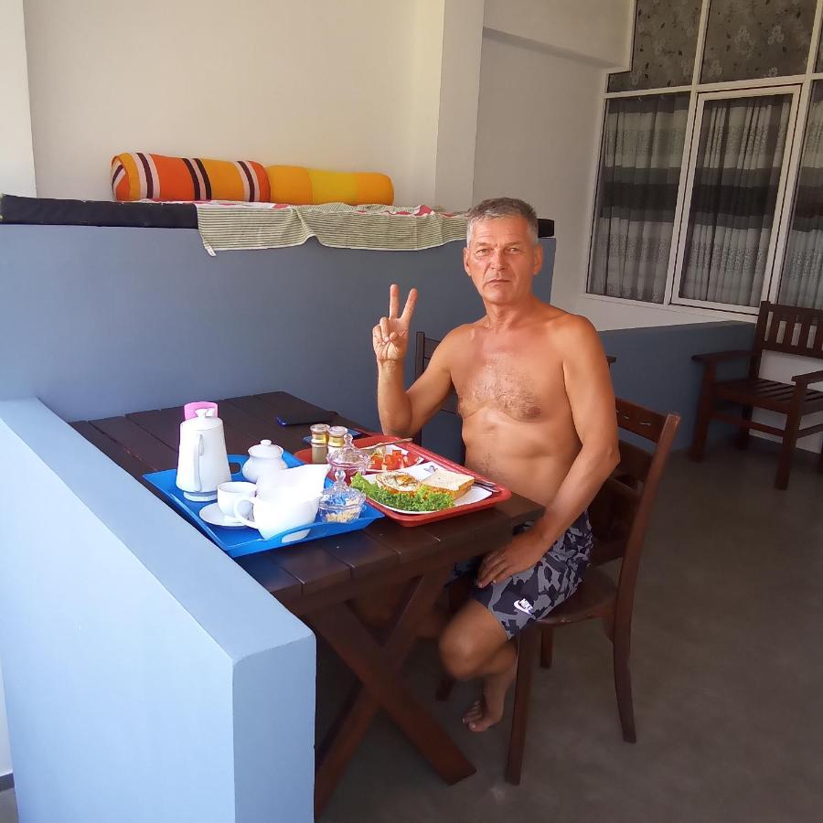 The Ocean Bed & Breakfast Unawatuna Bilik gambar